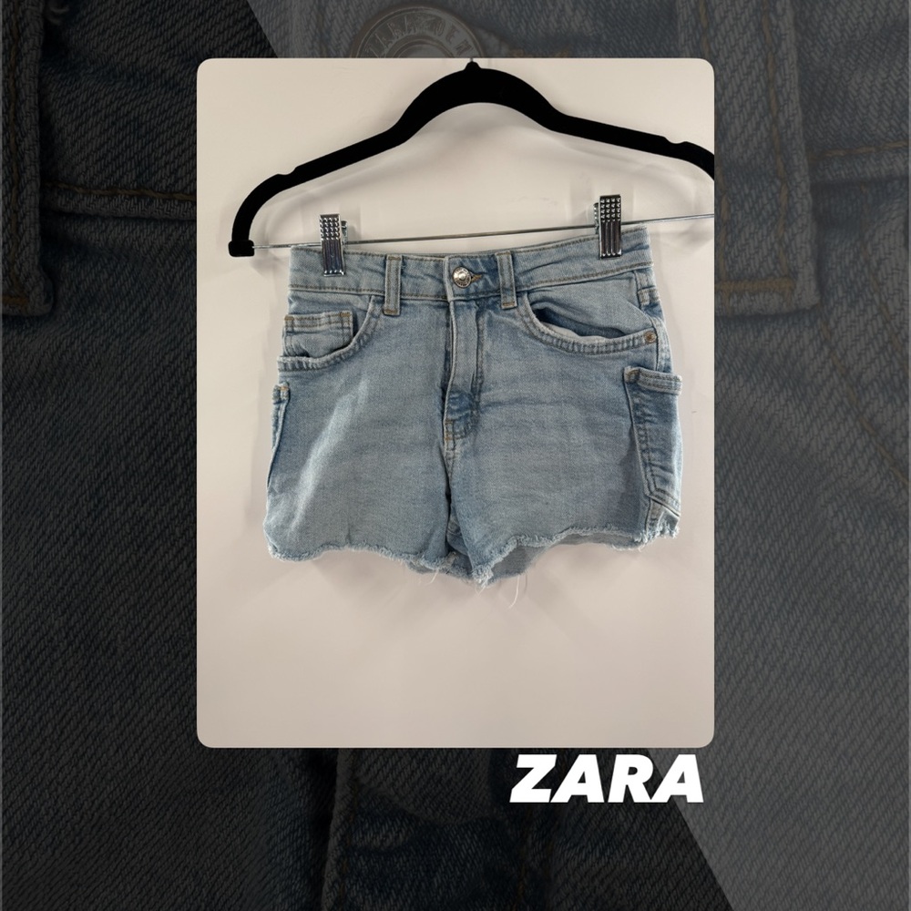 EUC Zara Cargo Pocket Jean Shorts